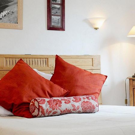 Hotel La Grange Aux Marmottes Viscos Room photo