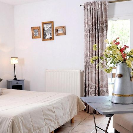 Hotel La Grange Aux Marmottes Viscos Room photo