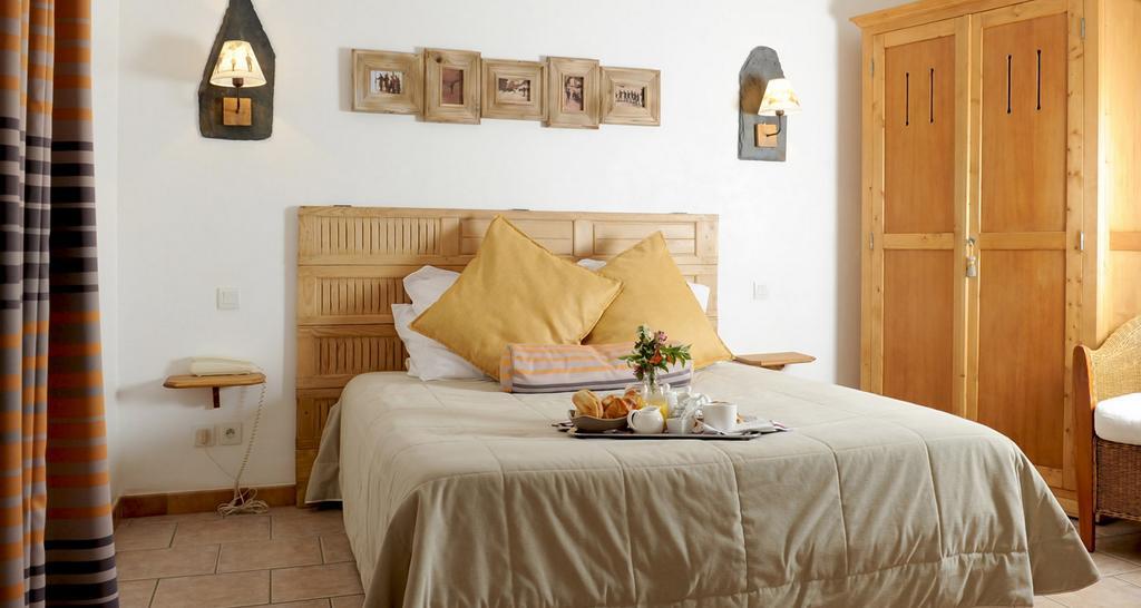 Hotel La Grange Aux Marmottes Viscos Room photo