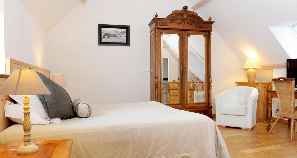 Hotel La Grange Aux Marmottes Viscos Room photo